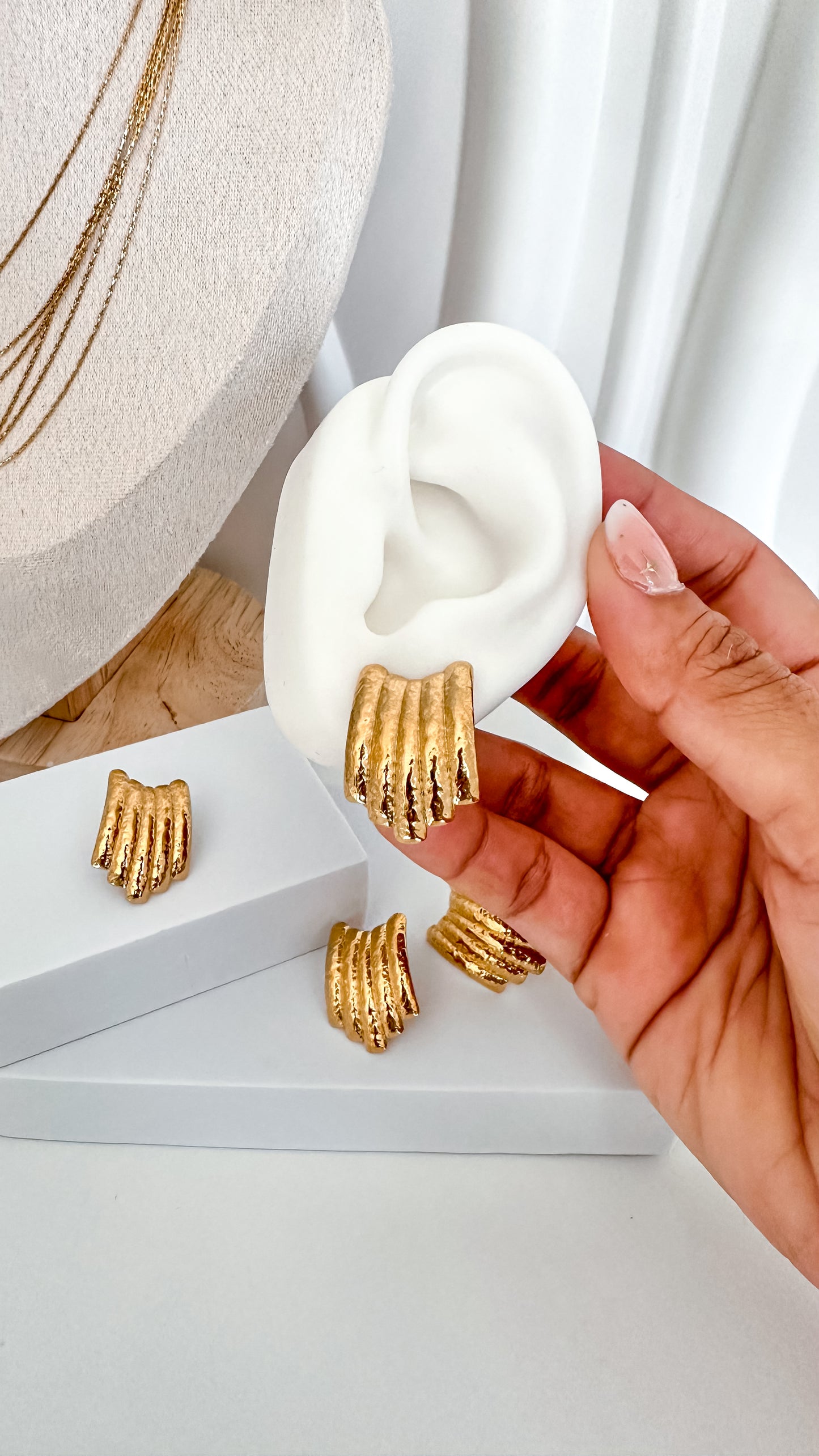 Helena Earring