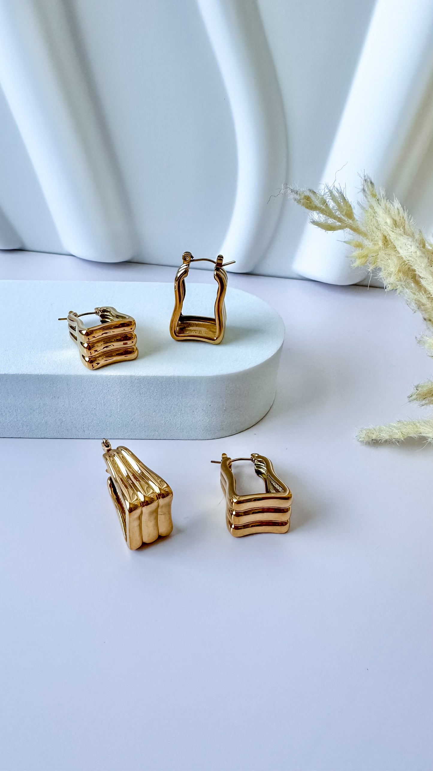 Adele Earring