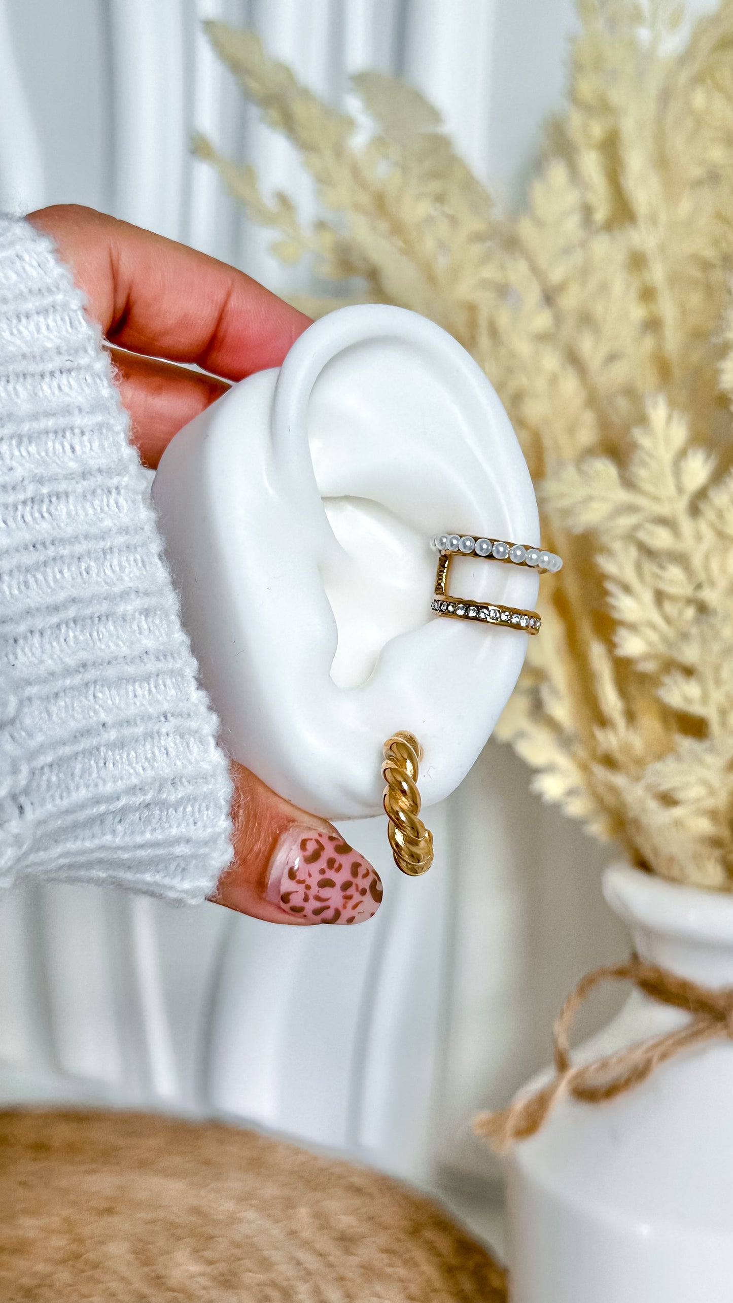 ABBI EAR CUFF